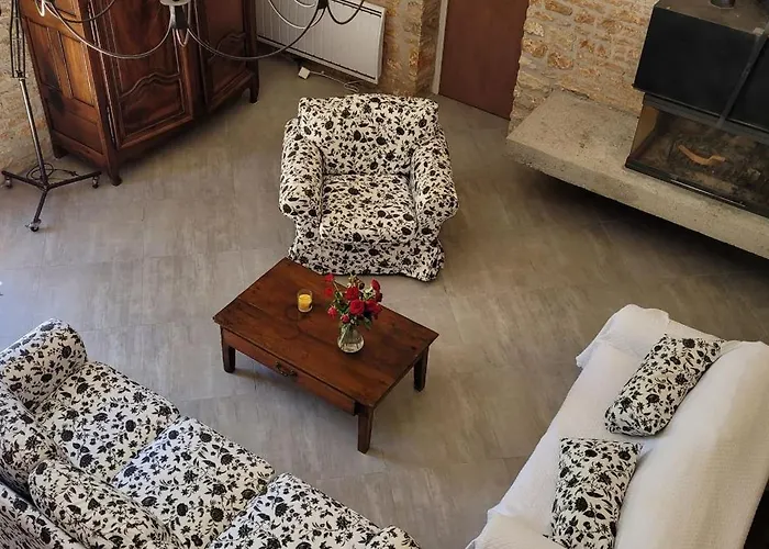 Casa de Férias à La Campagne En Périgord Noir La Cassagne